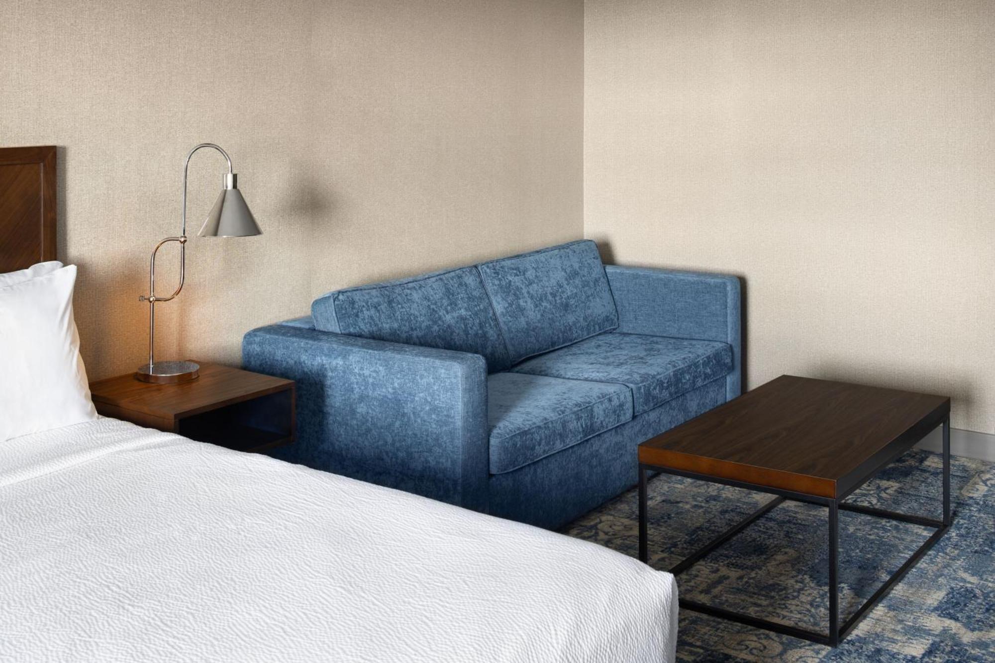Four Points By Sheraton Edmonton South Экстерьер фото